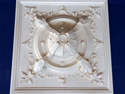 Rosetten ornamentiert