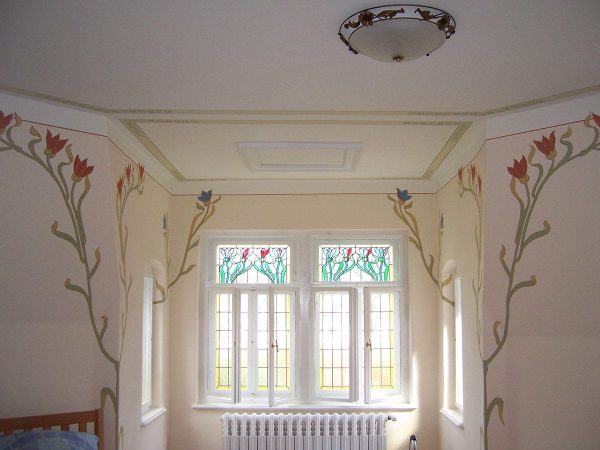 Florale und oft eigenwillige Gestaltung im Jugendstil, Villa in Rathen