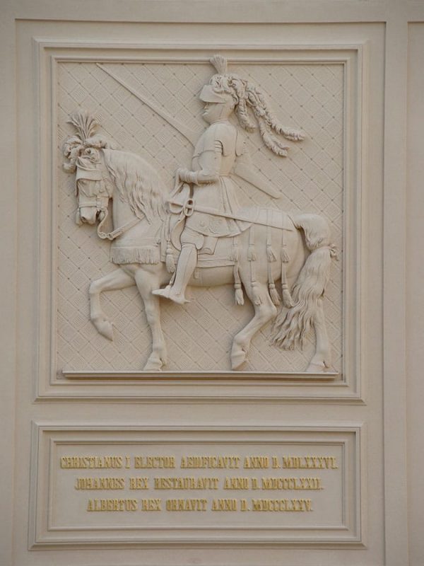 Reiterbild und Schrifttafel nach Restaurierung, Johanneum Dresden